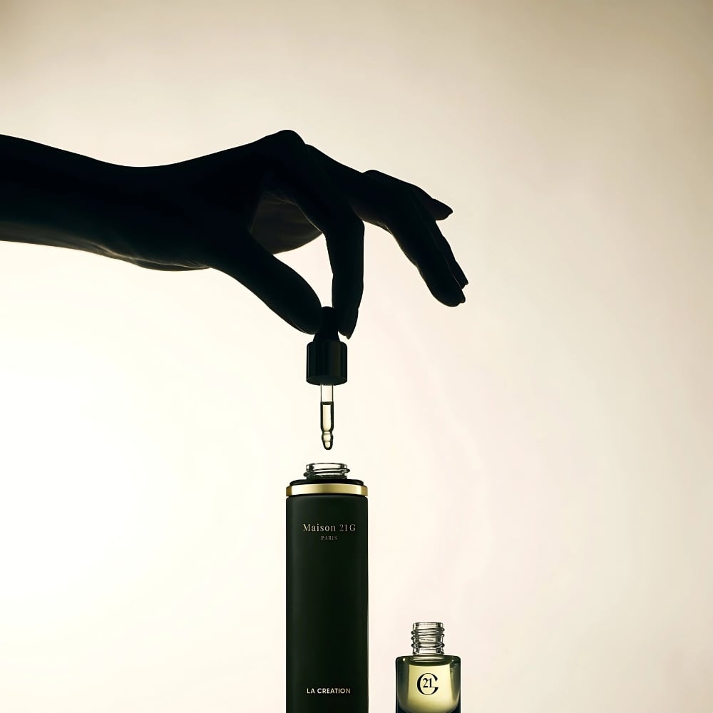 La Creation Leather Eau de Parfum & Black Lily Magnifier