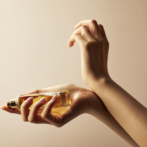 Savor Raspberry Redemption - A Sweet and Delicious Fragrance